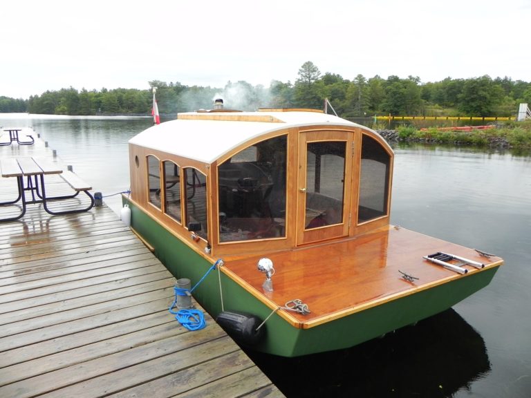 www docked 768x576
