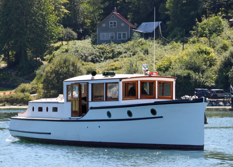 IMG 4569 CEF1 Bainbridge Island WA Billings Floats MV RIPTIDE Port Madison Harbor 768x551