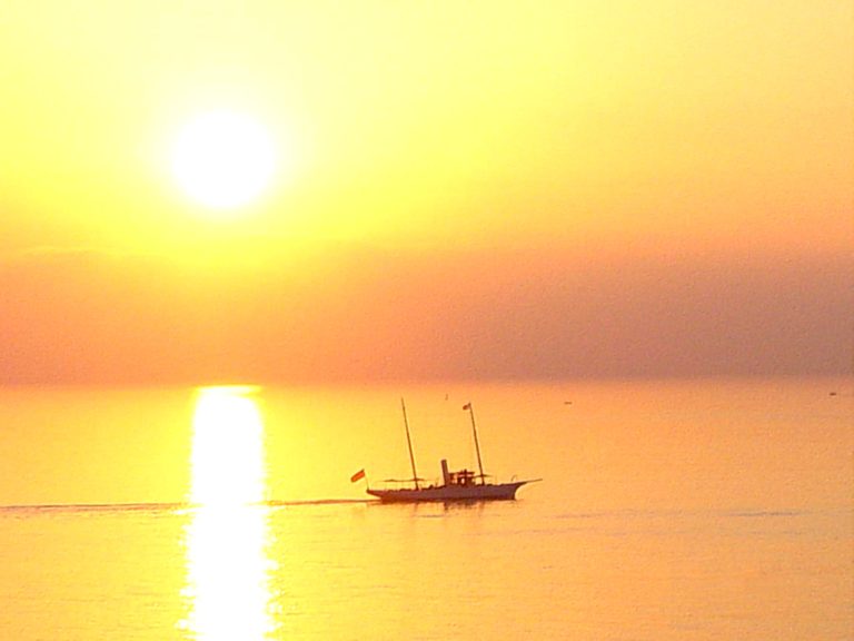 Yacht AMAZON 1885 05 Central Mediterranean Sunrise at sea 768x576