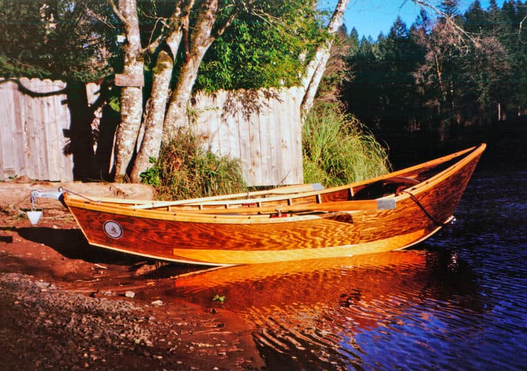 deBoatAdj2 768x541