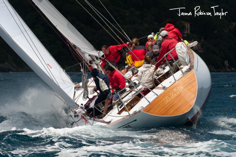 JRT0111 768x511