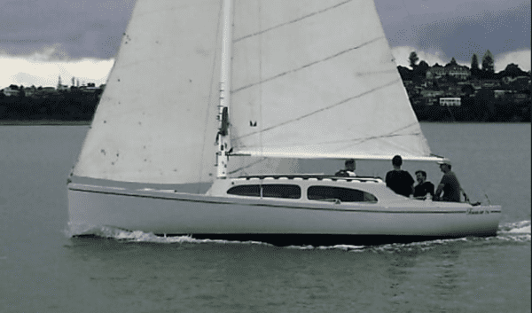 SR sailing copy 1 600x353