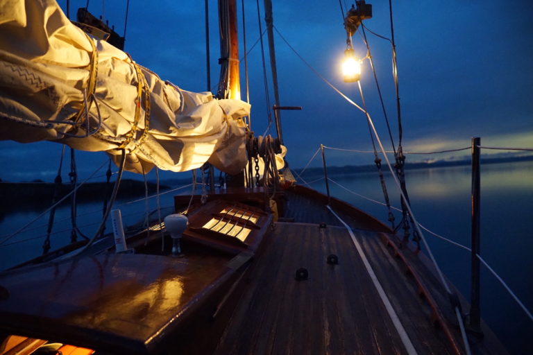 Jura at anchor 768x512