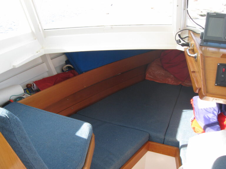 Vee berth 768x576
