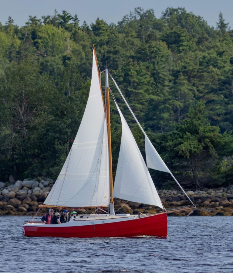 Cape Canso 23 designed by Dudley Dix Cape Canso 23 designed by Dudley Dix