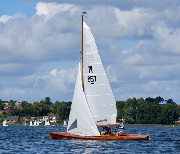 RegattaRZ 9 1 scaled 1400x1200 Kopie 768x658