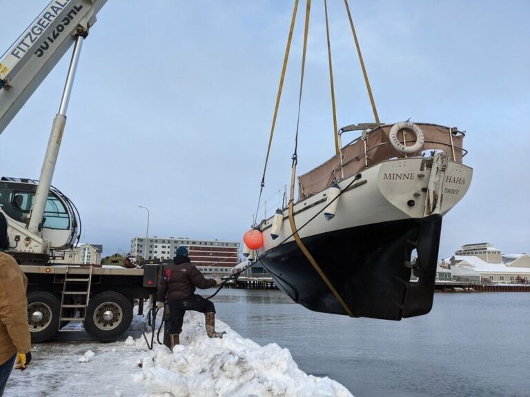 boat2 768x576