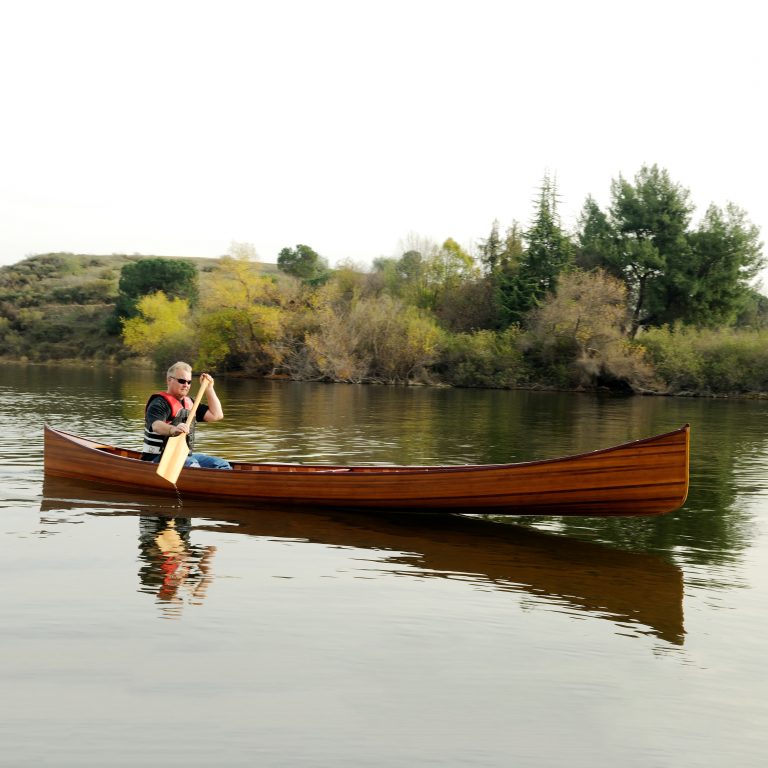 K013 Wooden Canoe with Ribs 18 ft L02 768x768