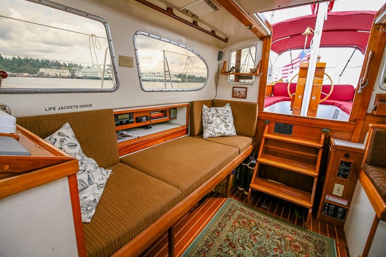 boat21 768x512