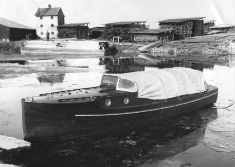 jaakuva 1 768x544