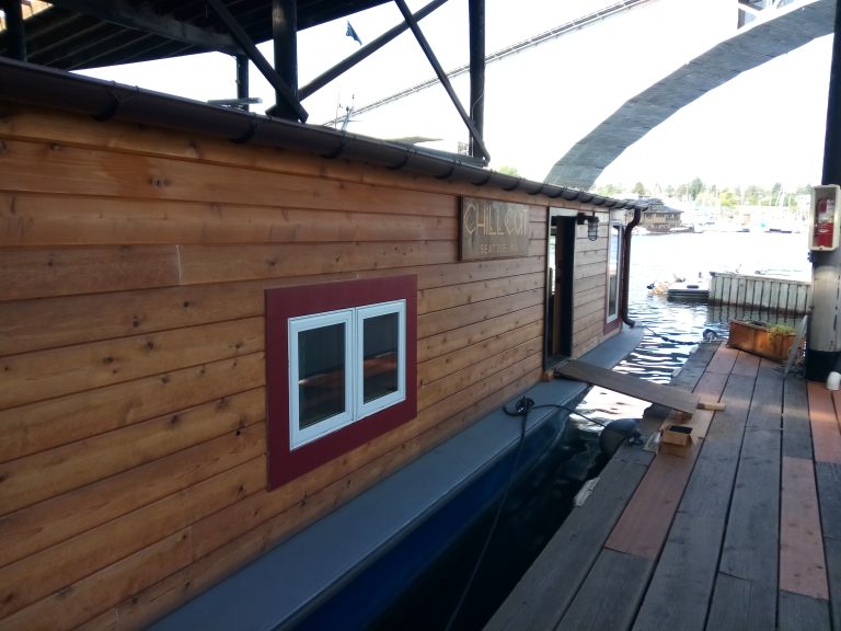 Chillcat starboard side at Blue North 768x576