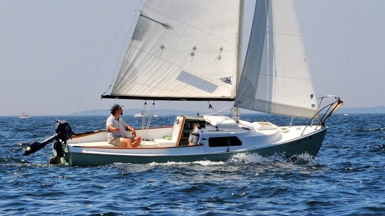 Sailing in Long Island Sound 2 768x432